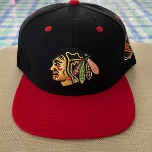 Chicago Blackhawks SnapBack baseball hat